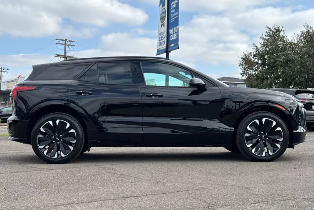 2025 Chevrolet Blazer EV RS photo 1