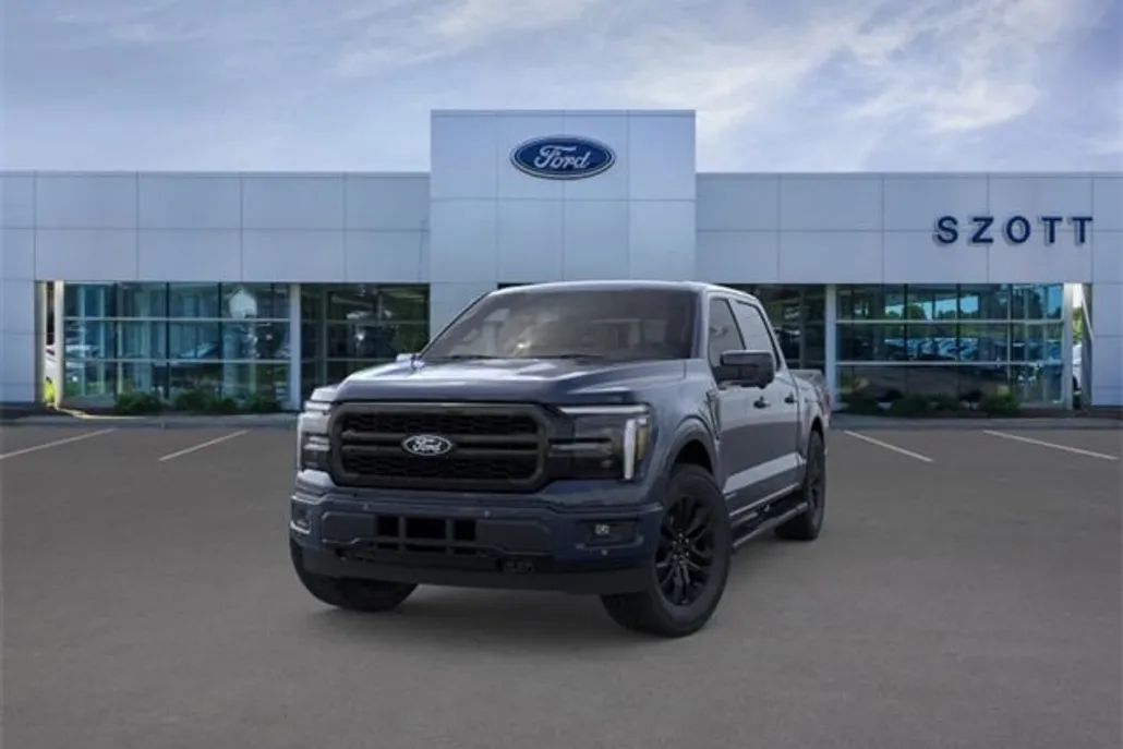 2025 Ford F-150 Lariat photo 1