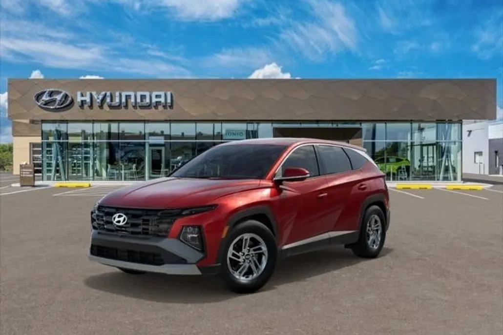 2025 Hyundai Tucson SE photo 1
