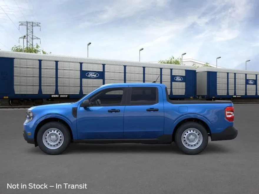 2025 Ford Maverick XL photo 1