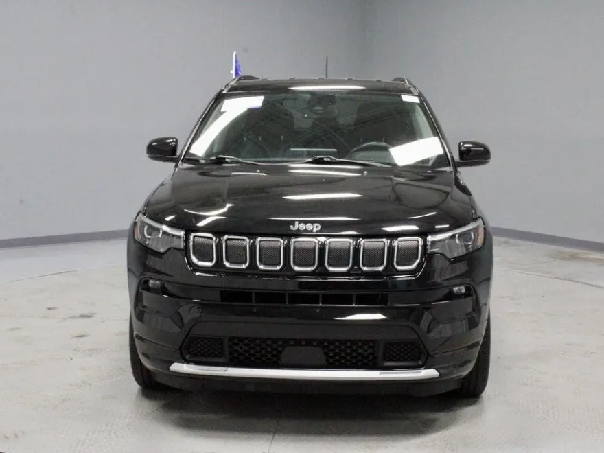 2022 Jeep Compass Limited photo 1