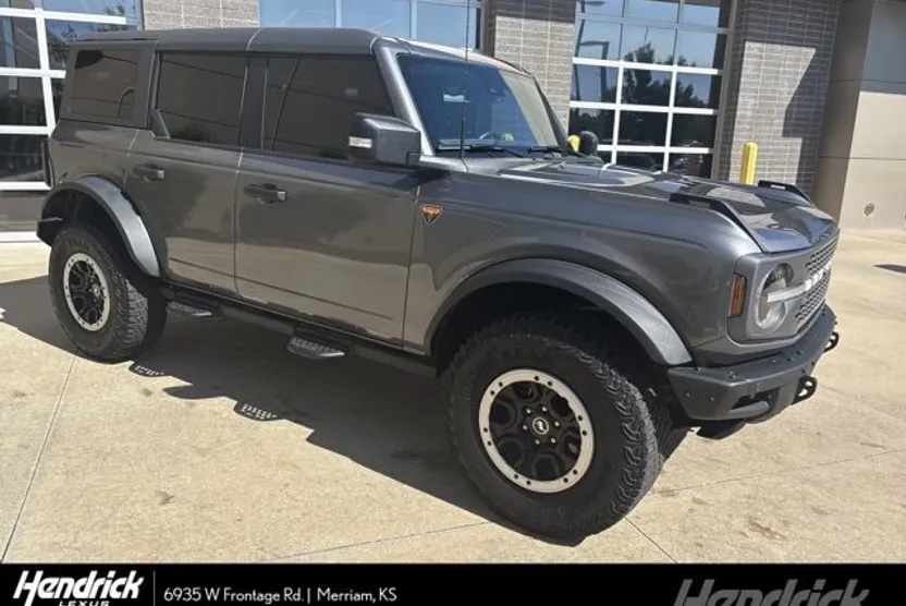 2023 Ford Bronco Base Big Bend Black Diamond Outer Banks Badlands Wildtrak Everglades photo 1