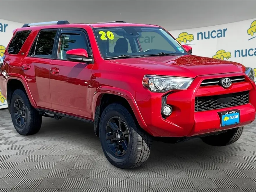 2020 Toyota 4Runner SR5 photo 1