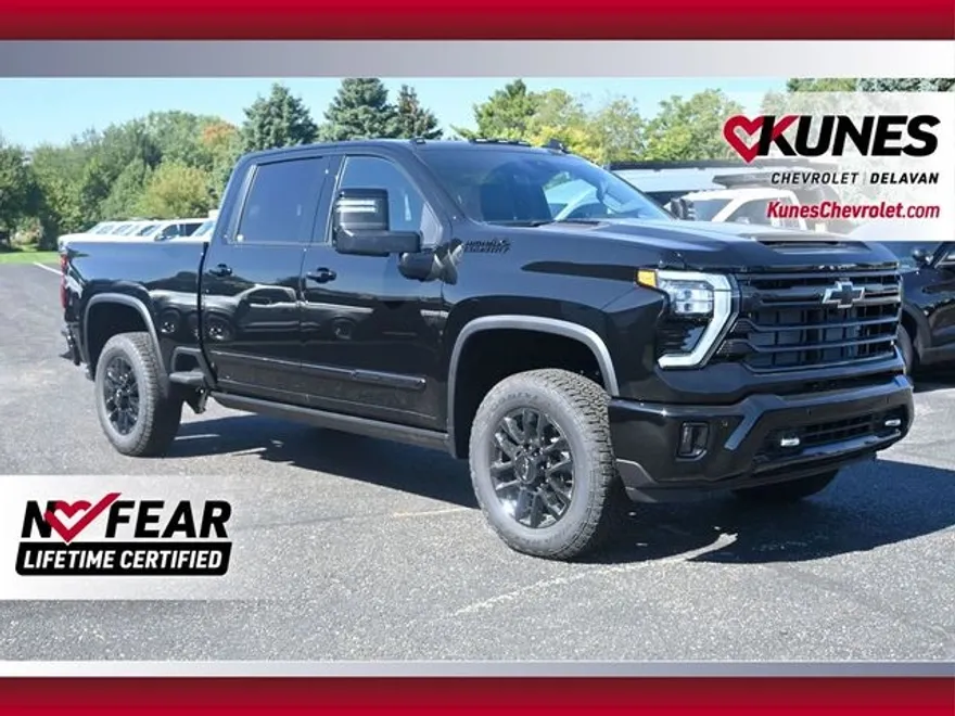 2026 Chevrolet Silverado 3500HD High Country photo 1