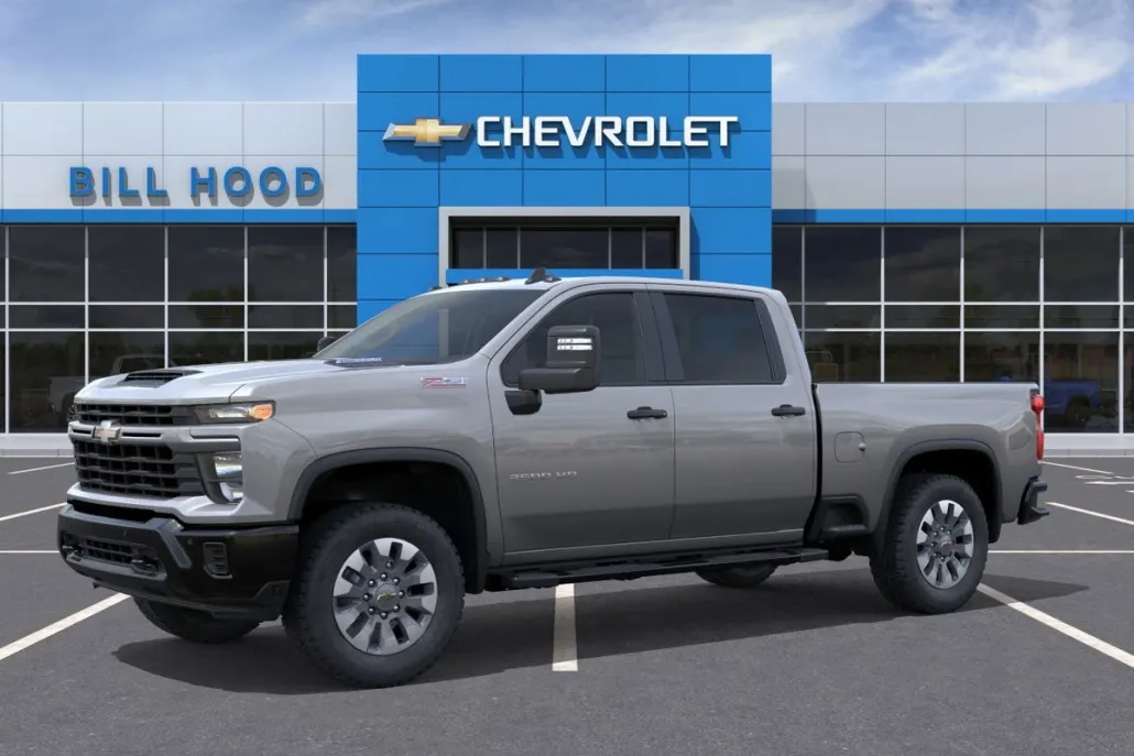 2025 Chevrolet Silverado 2500HD Custom photo 1