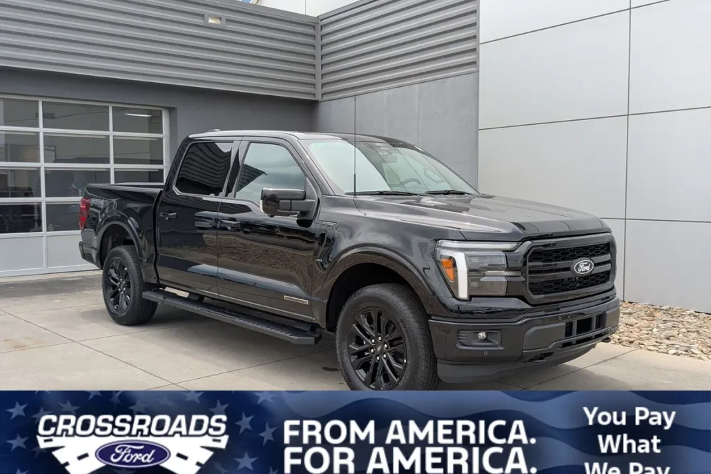 2025 Ford F-150 Lariat photo 1