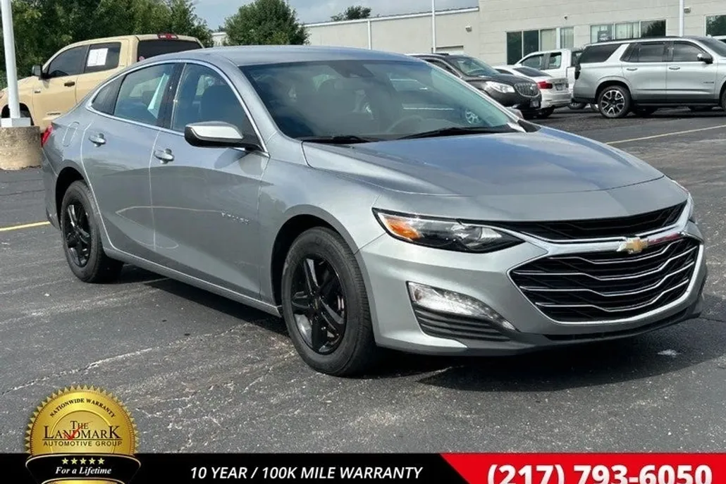 2024 Chevrolet Malibu 1LT photo 1