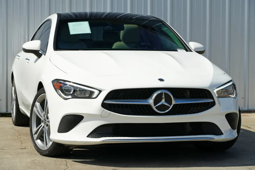 2022 Mercedes Benz CLA 250 photo 1