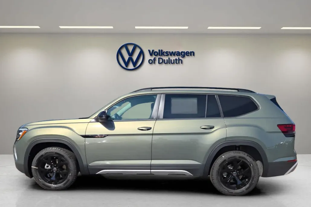 2026 Volkswagen Atlas Peak Edition SE photo 1