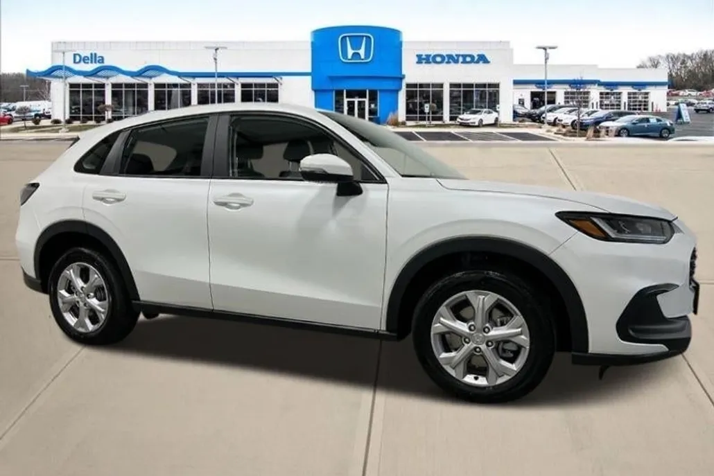 2025 Honda HR-V LX photo 1