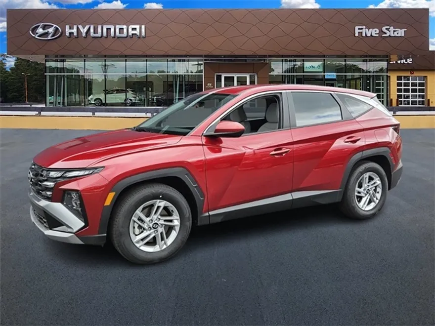 2025 Hyundai Tucson SE photo 1