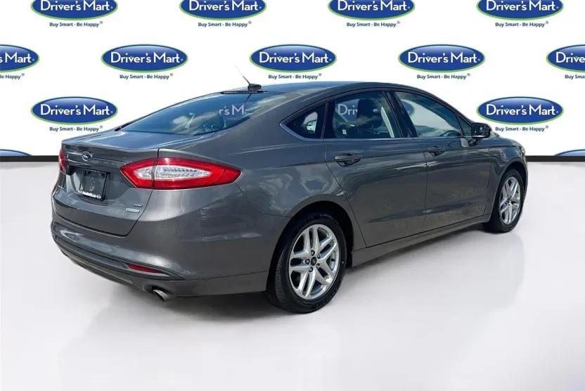 2014 Ford Fusion SE photo 1