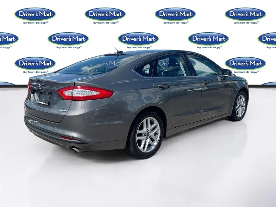 2014 Ford Fusion SE photo 1