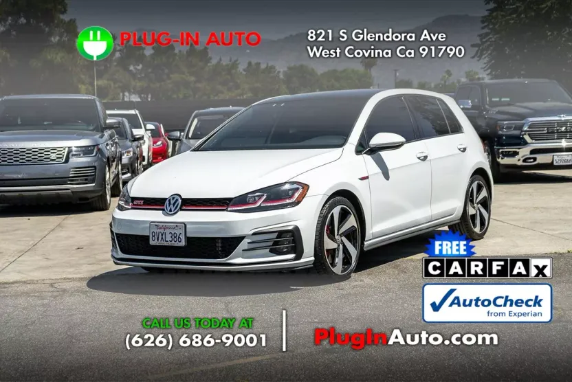 2020 Volkswagen Golf GTI SE photo 1