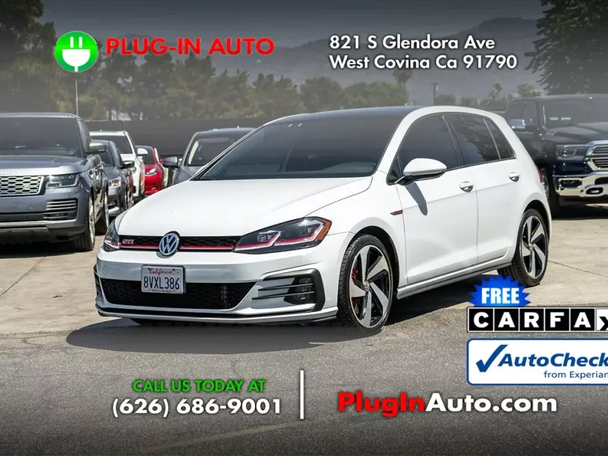 2020 Volkswagen Golf GTI SE photo 1