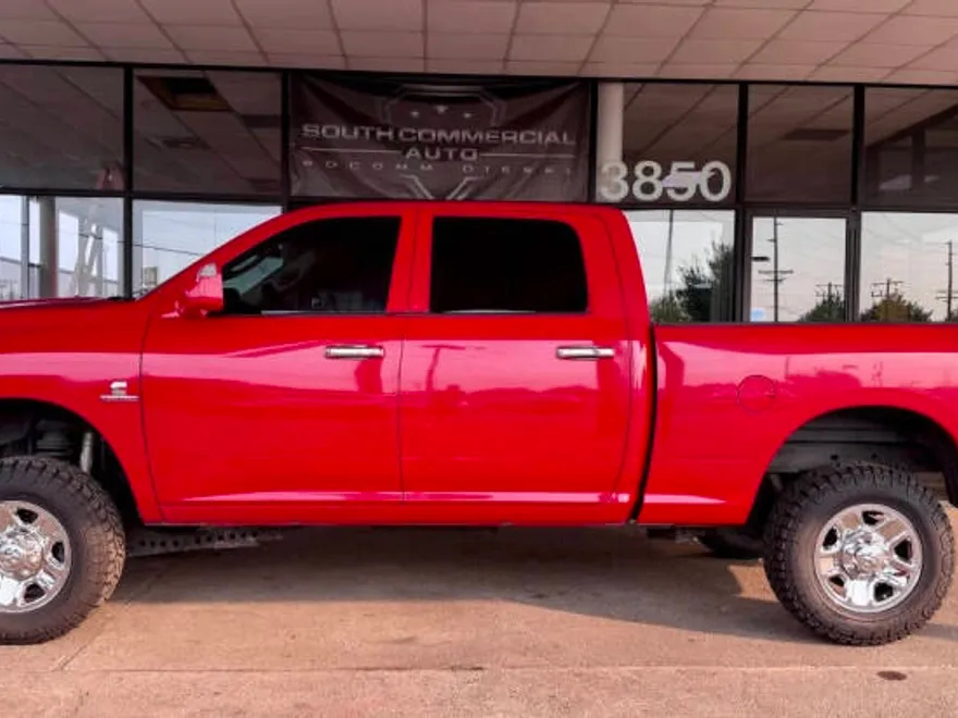 2017 Ram 2500 Tradesman photo 1