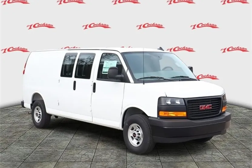 2025 Gmc Savana Cargo 3500 photo 1