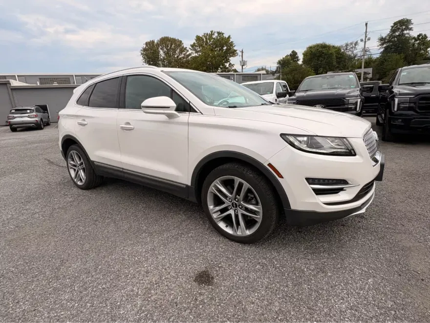 2019 Lincoln MKC Reserve photo 1