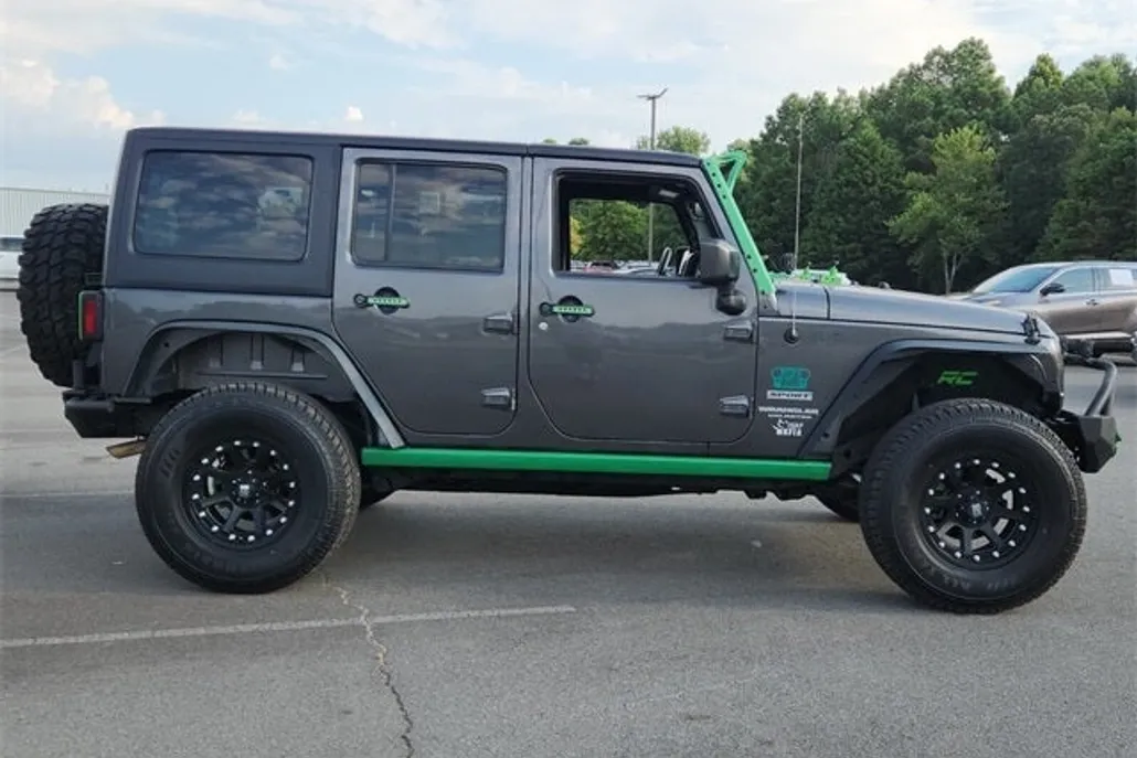 2017 Jeep Wrangler Unlimited Sport photo 1