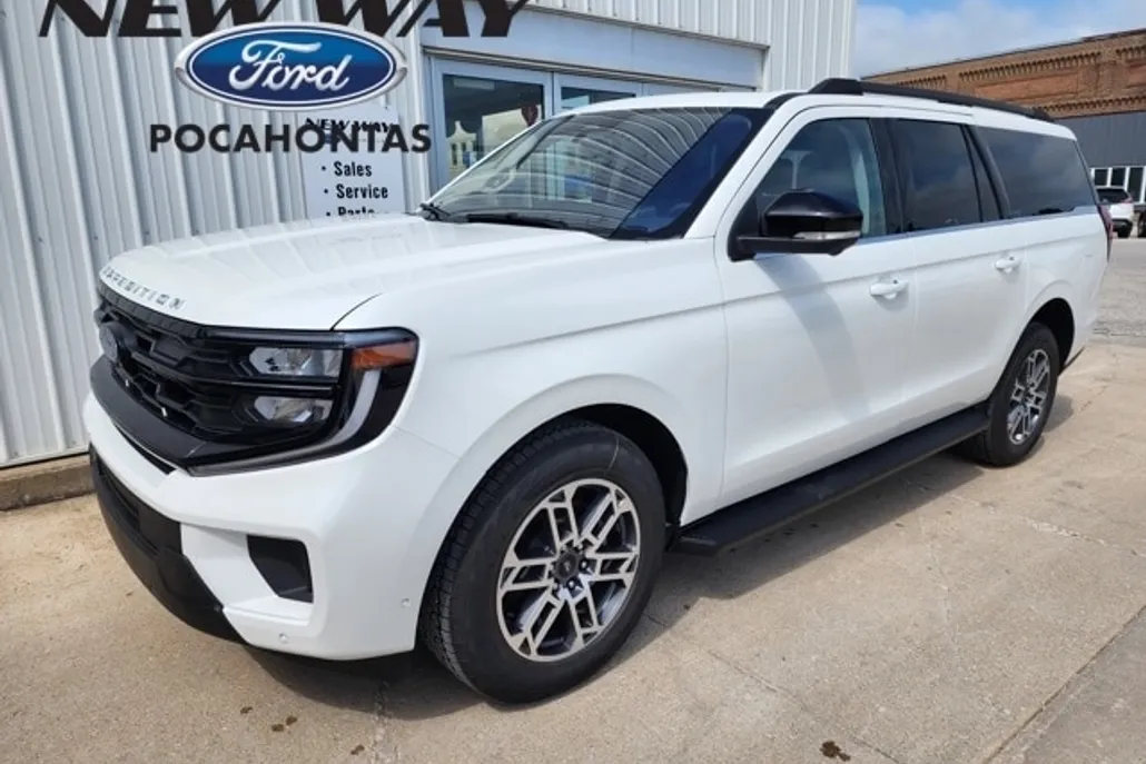 2025 Ford Expedition MAX photo 1