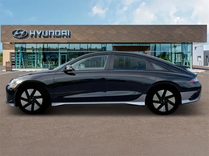 2025 Hyundai Ioniq 6 SE photo 1