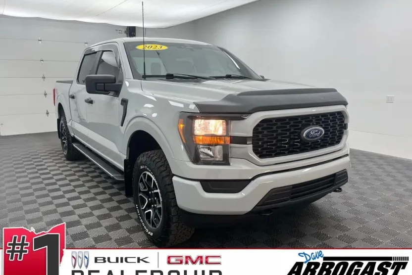 2023 Ford F-150 XL photo 1