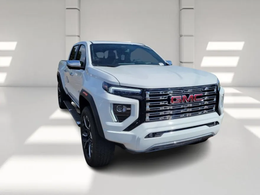 2025 Gmc Canyon Denali photo 1