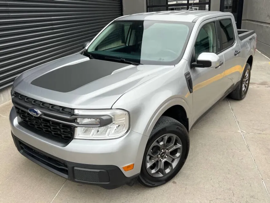 2023 Ford Maverick XLT Lariat photo 1