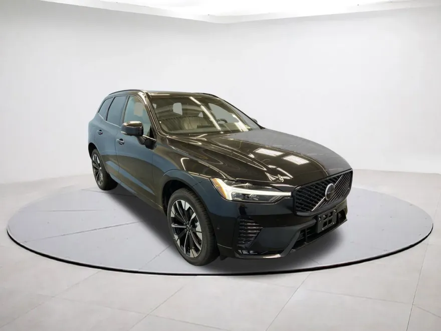 2026 Volvo XC60 B5 Plus photo 1