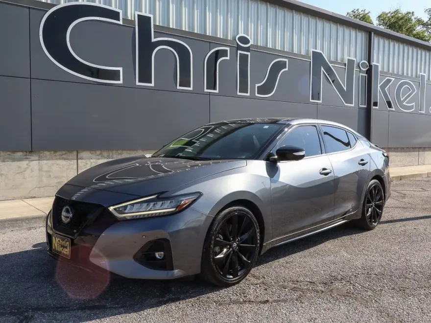 2023 Nissan Maxima SR photo 1