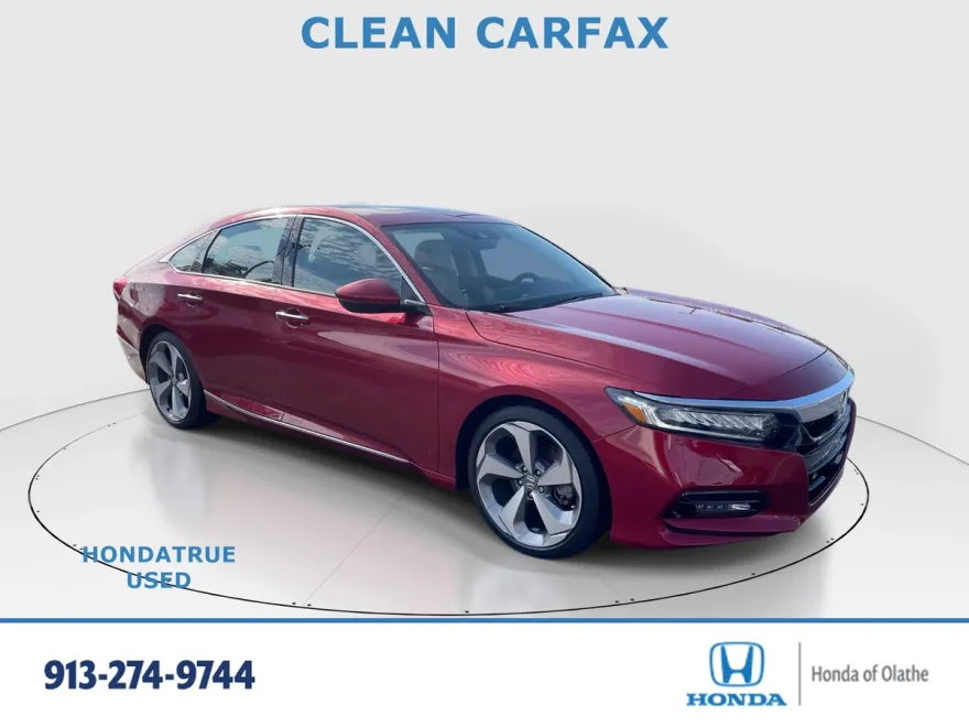 2018 Honda Accord Touring photo 1