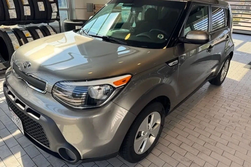 2016 Kia Soul Base photo 1