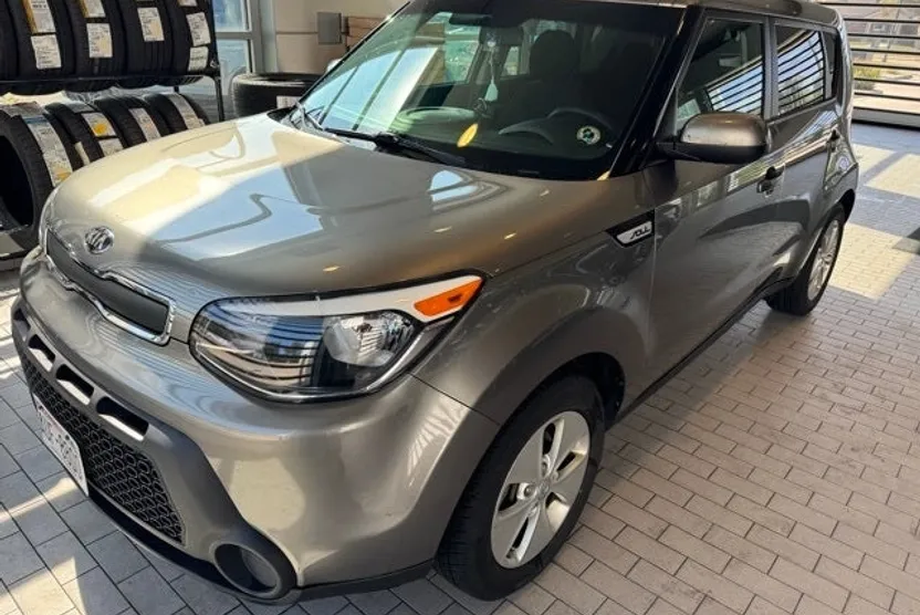 2016 Kia Soul Base photo 1