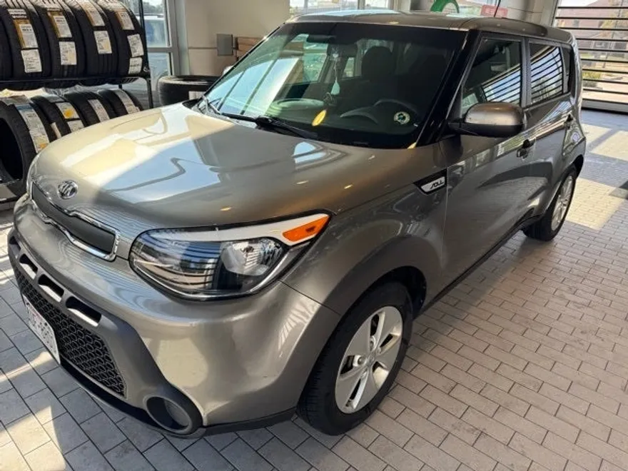 2016 Kia Soul Base photo 1