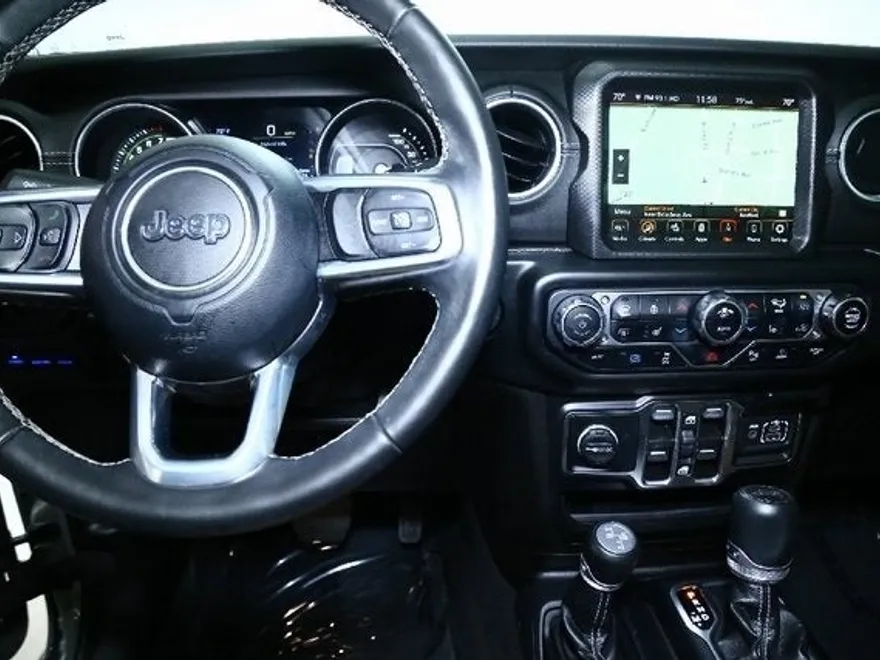 2022 Jeep Wrangler Unlimited Sahara High Altitude 4xe photo 26