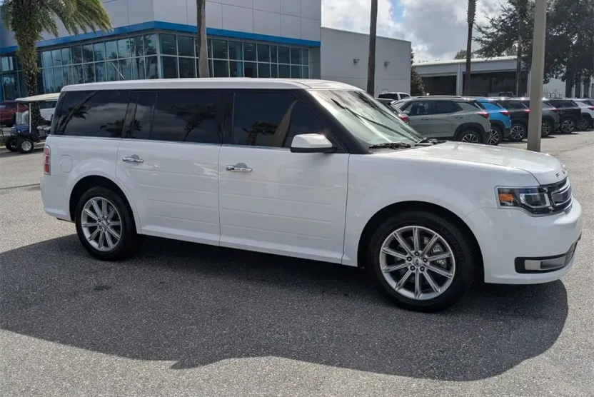 2019 Ford Flex Limited photo 1