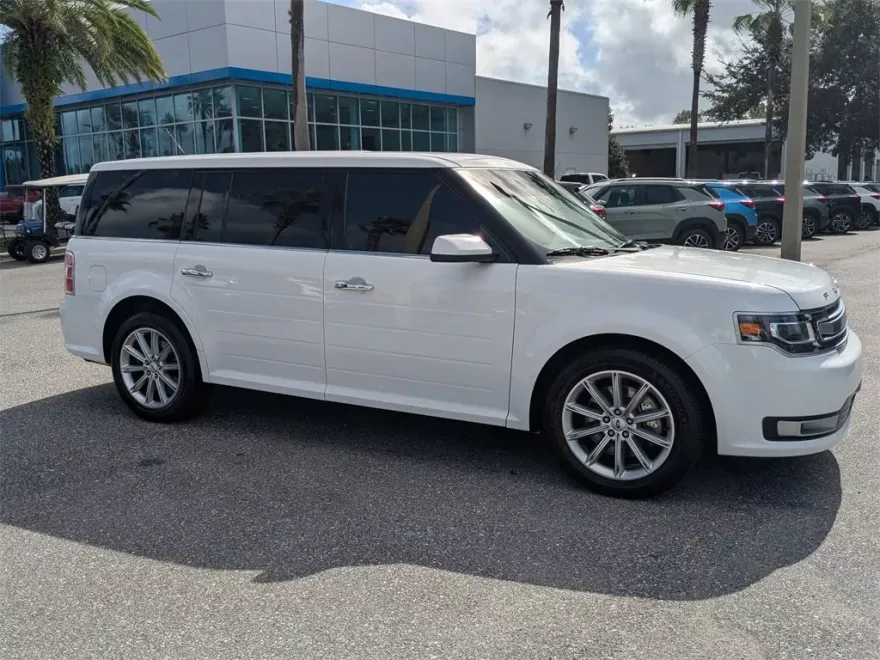 2019 Ford Flex Limited photo 1