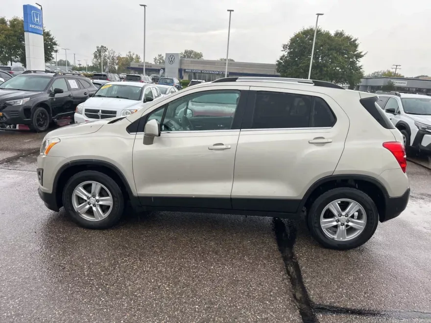 2016 Chevrolet Trax LT photo 1