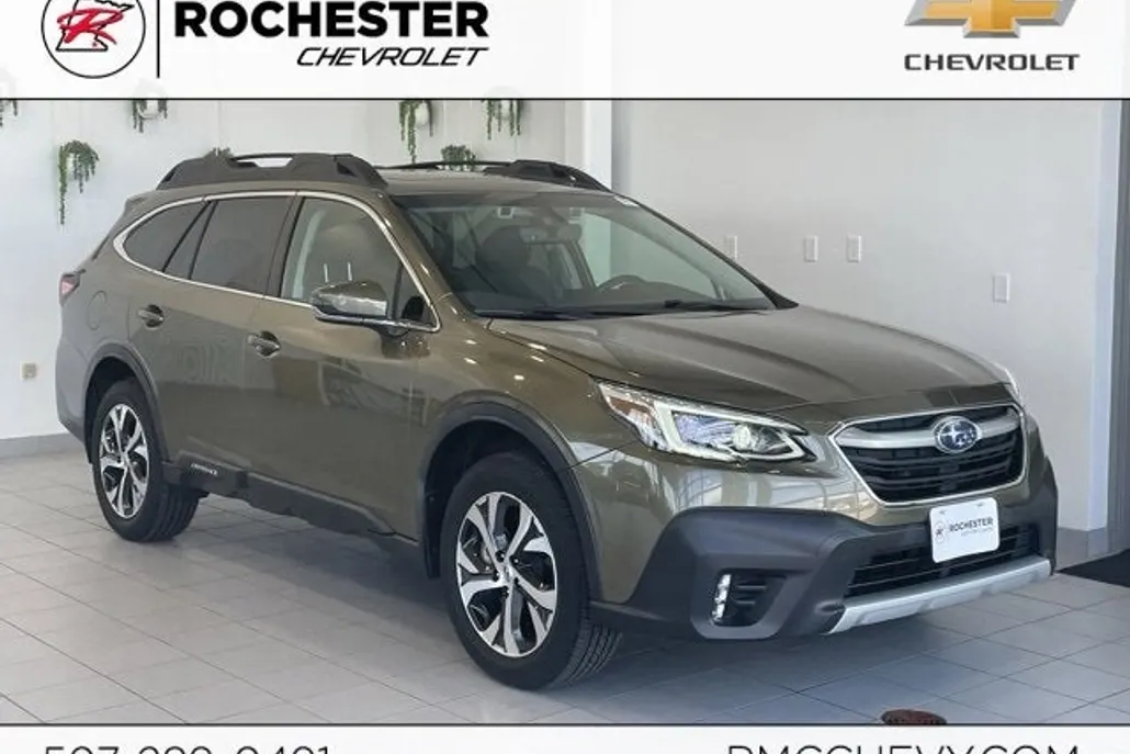 2020 Subaru Outback Limited photo 1