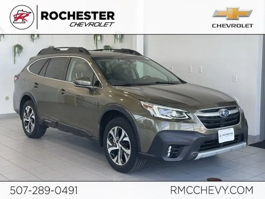 2020 Subaru Outback Limited photo 1