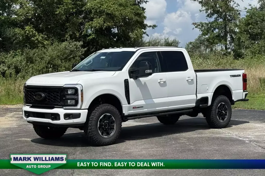 2025 Ford F-250 photo 1