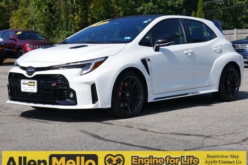 2024 Toyota Corolla GR Premium photo 1