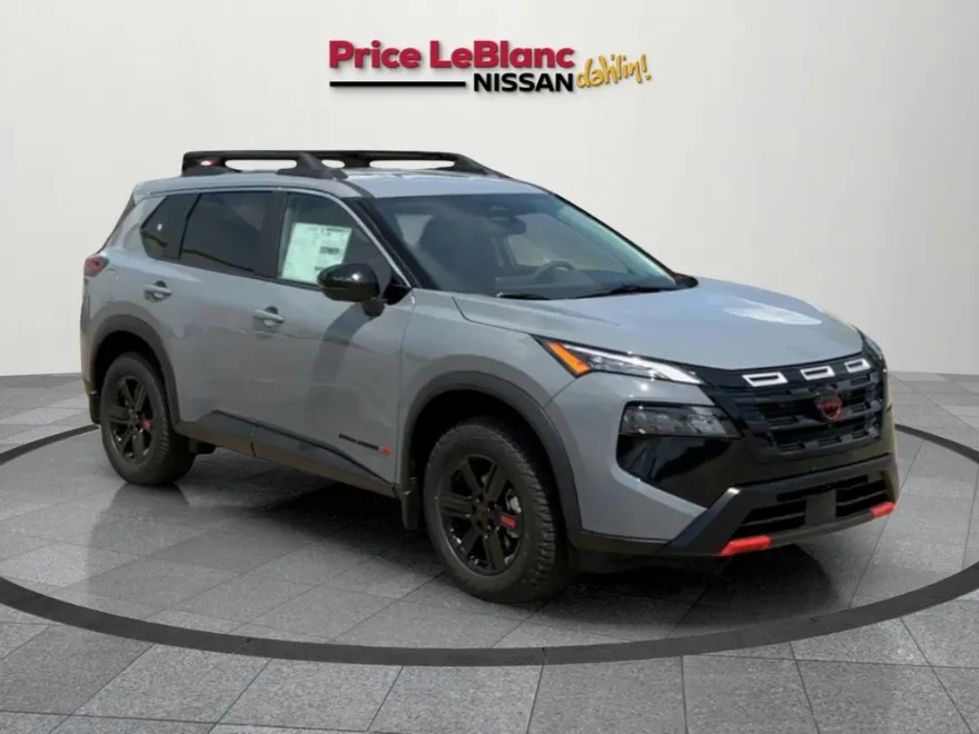 2026 Nissan Rogue SV photo 1