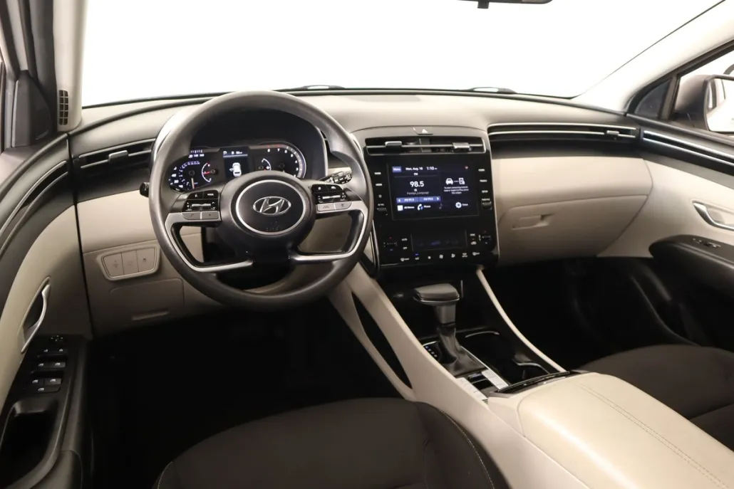 2024 Hyundai Tucson SEL photo 1