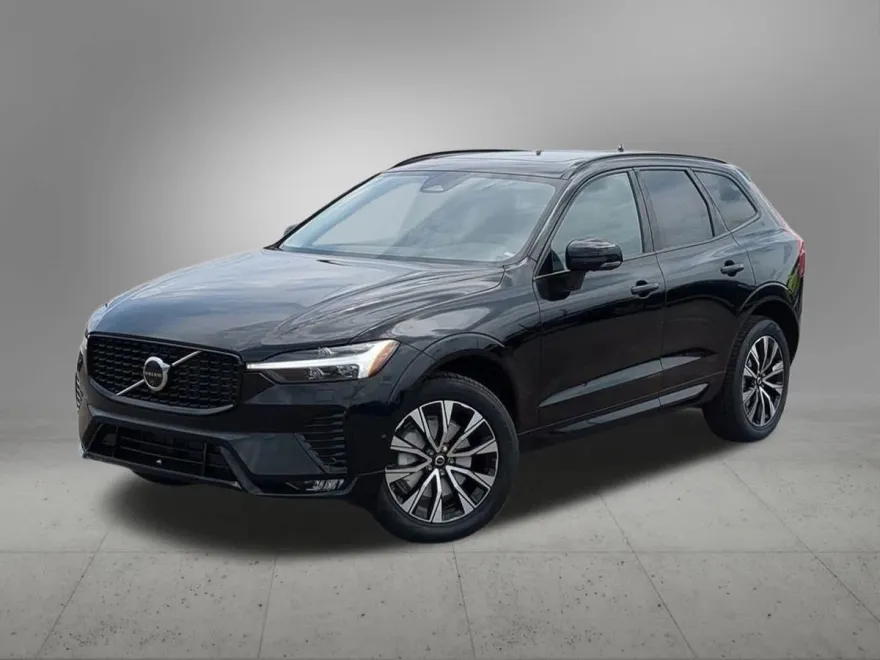2025 Volvo XC60 B5 Plus photo 1