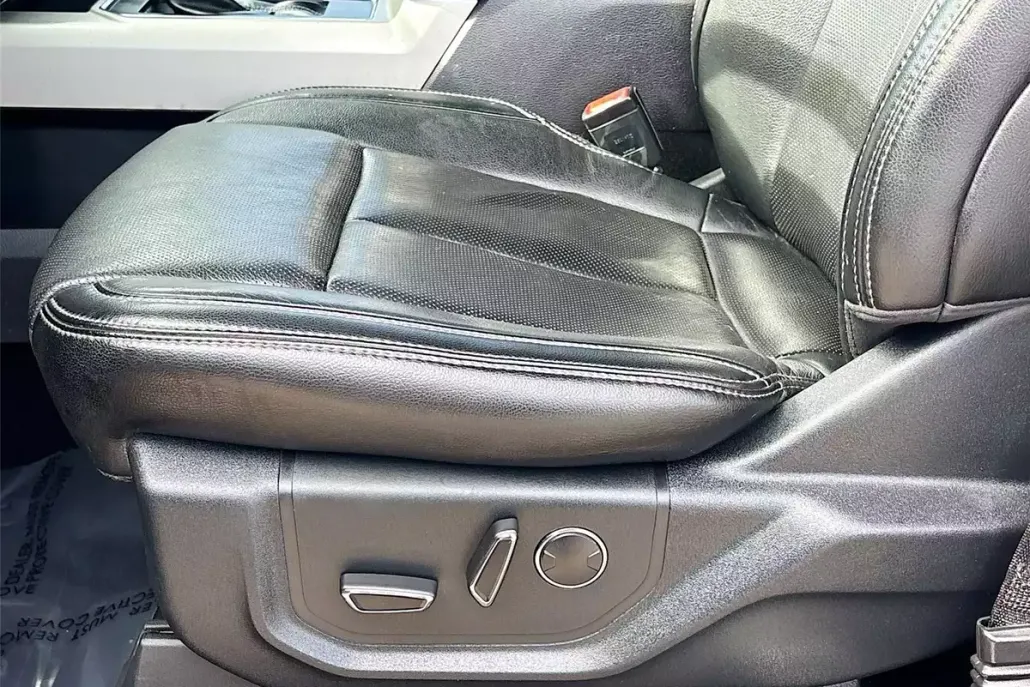 2018 Ford F-150 Lariat photo 1