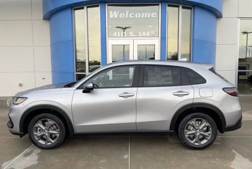 2026 Honda HR-V LX photo 1