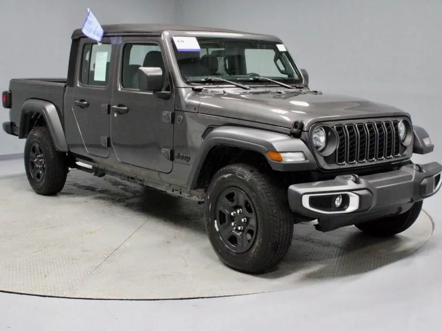 2024 Jeep Gladiator Sport photo 1