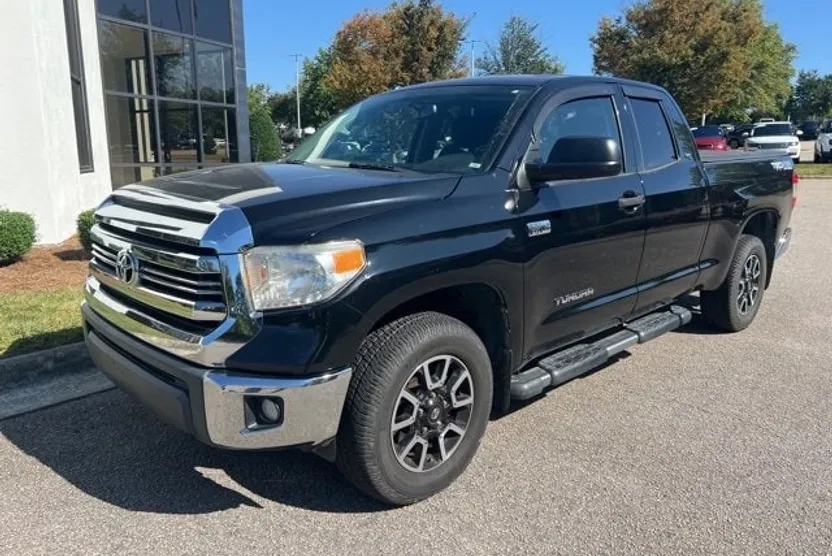 2017 Toyota Tundra TRD Pro photo 1