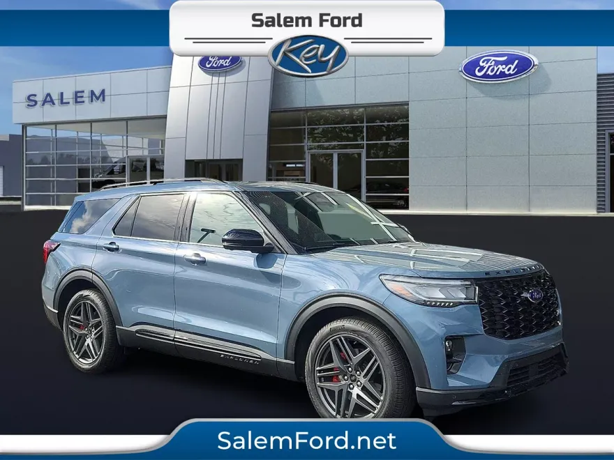 2025 Ford Explorer ST photo 1